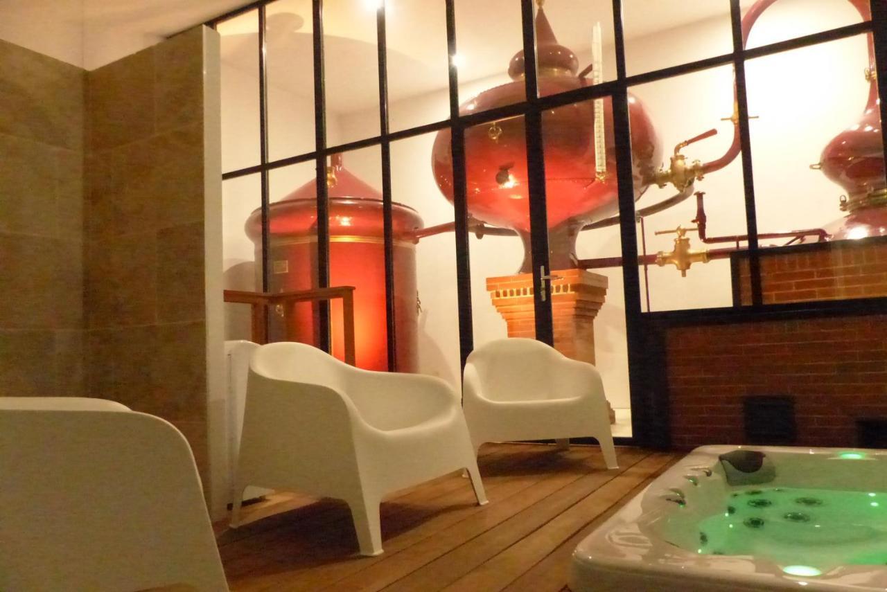 L'Alambic De L'Estuaire Bed & Breakfast Saint-Fort-sur-Gironde Exterior photo